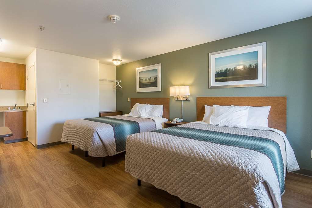 Hometowne - West Hotel